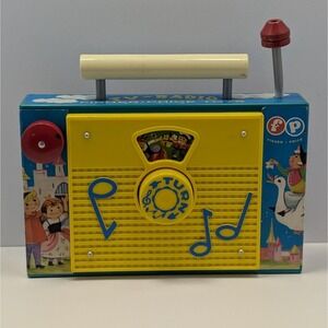 Fisher-Price TV Radio #114 – Vintage 1970s Musical Toy – Farmer in the Dell